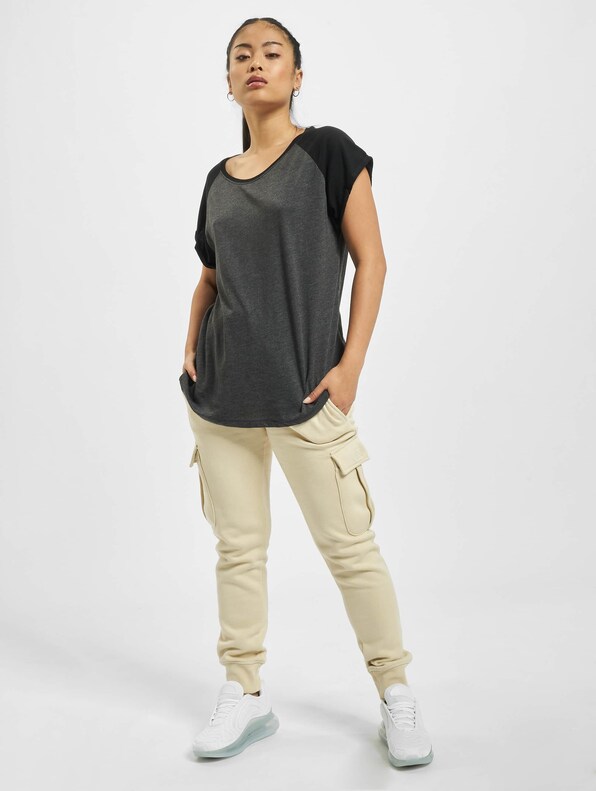Ladies Contrast Raglan Tee-3