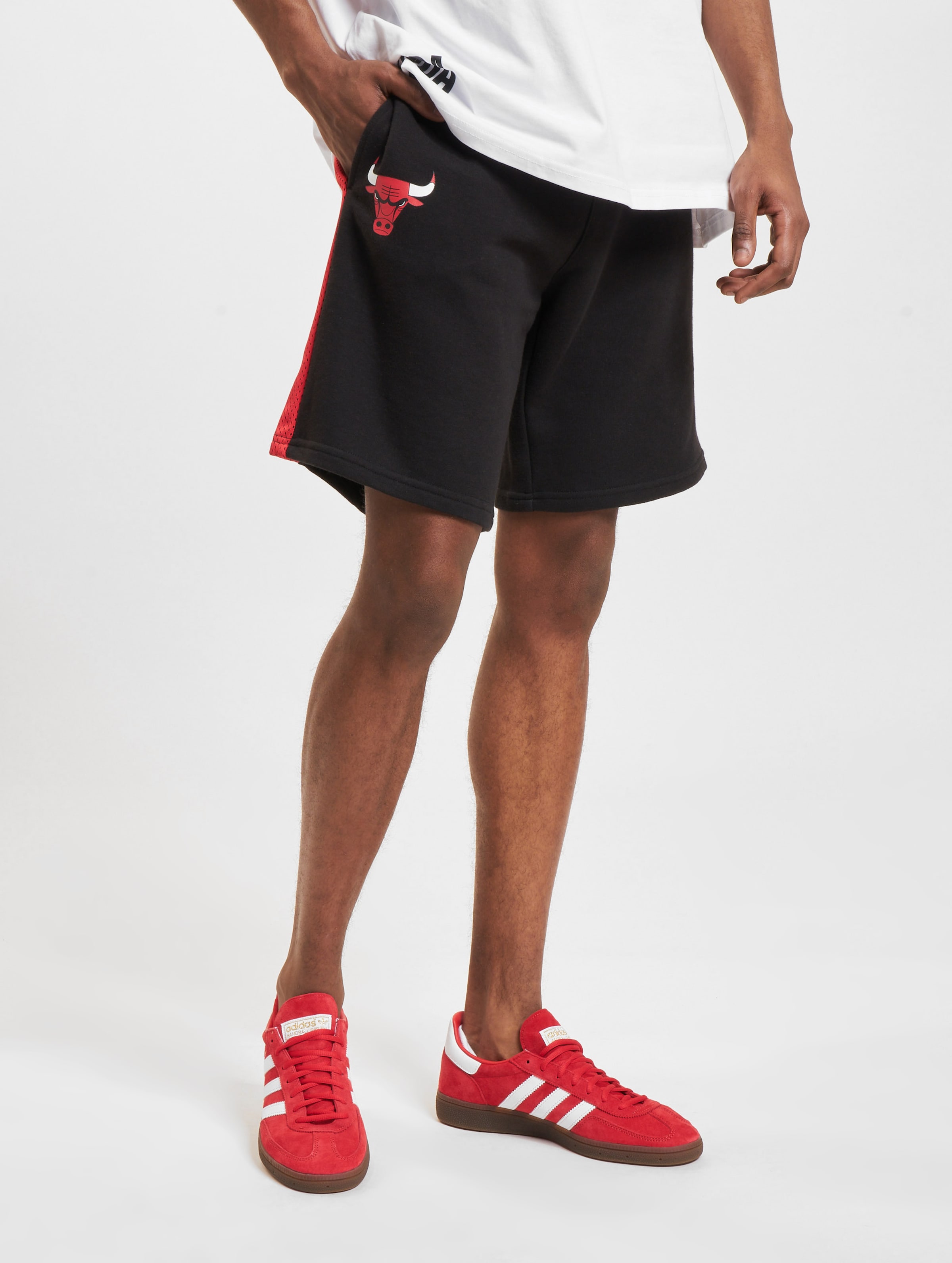 New Era NBA Mesh Panel Oversized Shorts Chicago Bulls Mannen op kleur zwart, Maat XL