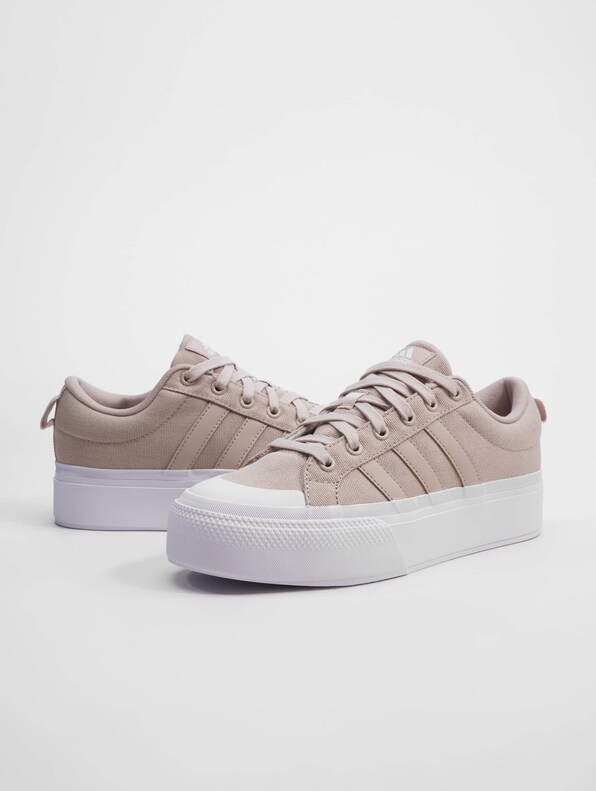 Adidas Bravada 2.0 Platform Sneaker | Women's | Black/White | Size 11 | Sneakers