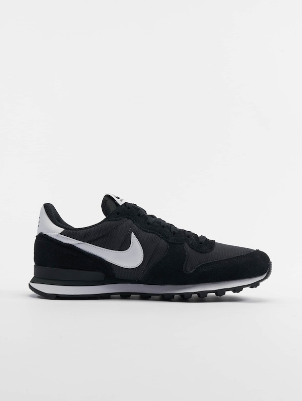 Nike Internationalist Sneakers Black/White/Dk-2