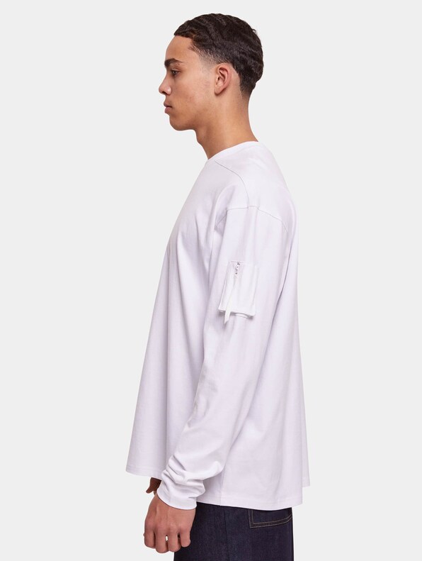 Sleeve Pocket Longsleeve-2