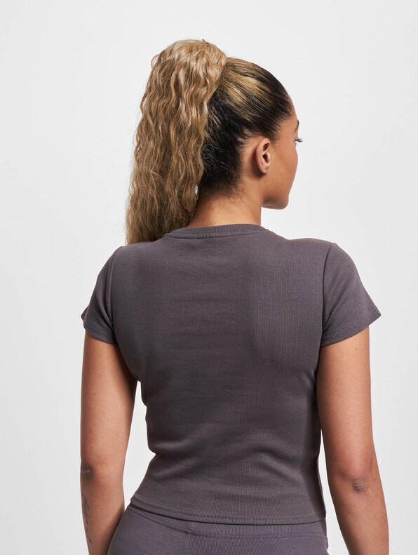 KW233-032-2 KK Small Signature Tight Rib Tee-1