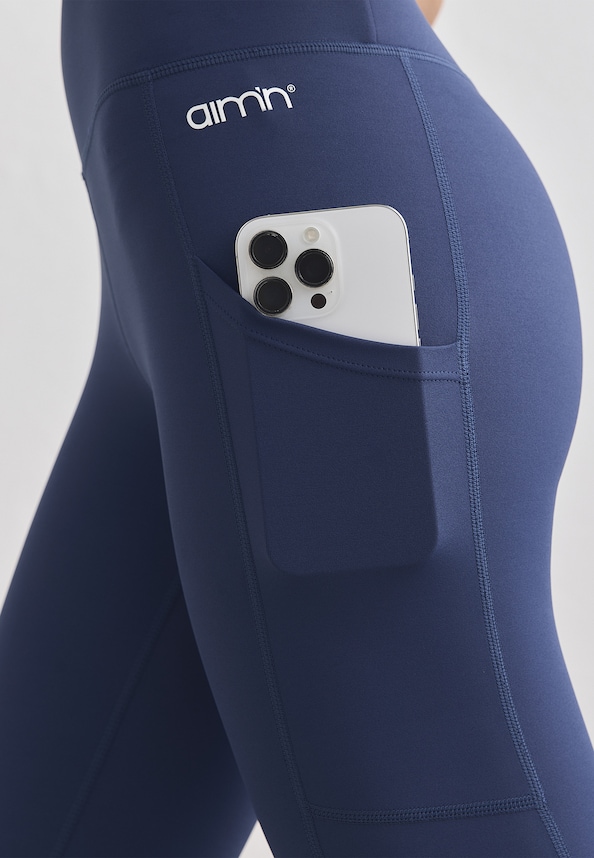 Essential Pocket -3
