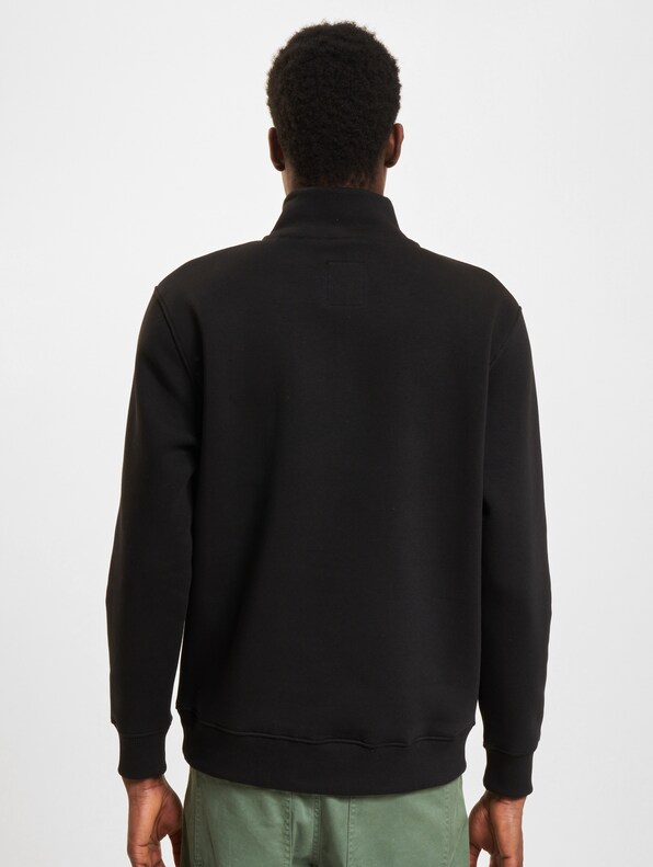 Half Zip-1