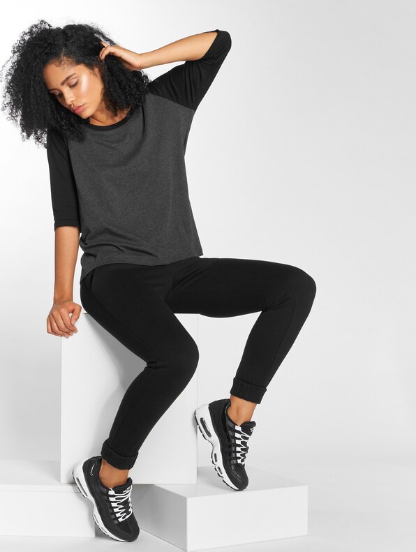 Ladies 3/4 Contrast Raglan-3