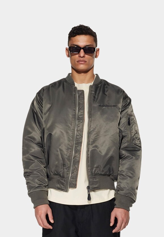 Bomber -2