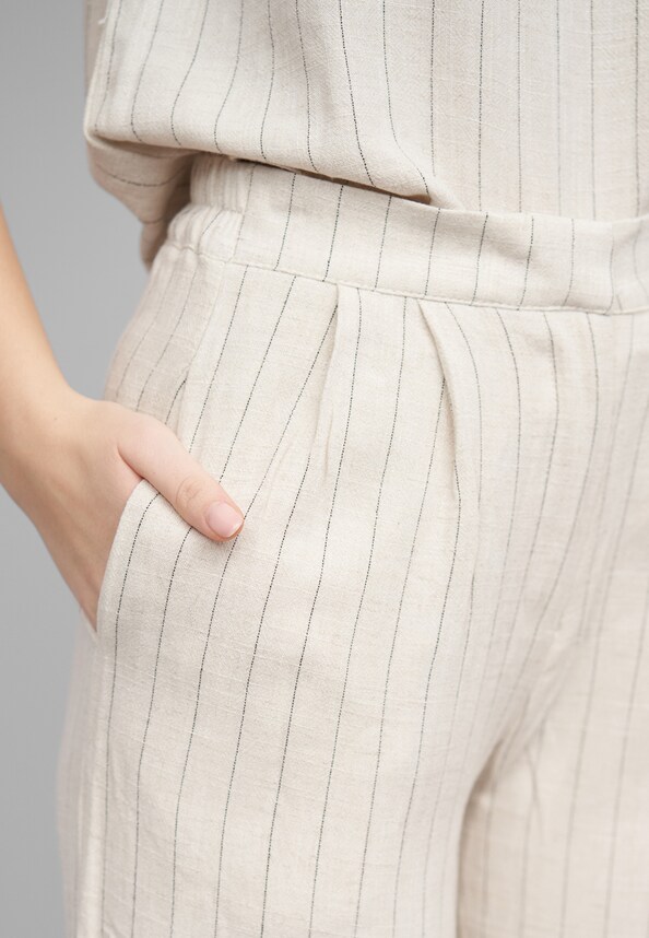 VIKULIA HW CROPPED PANTS-5