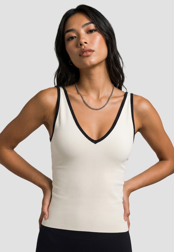 Shape Seamless Deep Cut-0