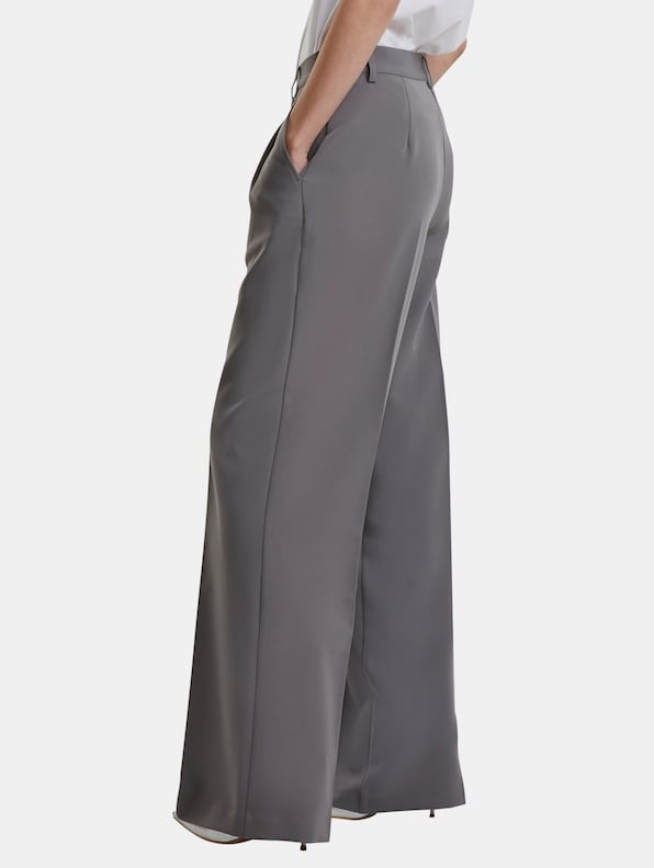 Urban Classics Ladies Wide Leg Stoffhosen-1