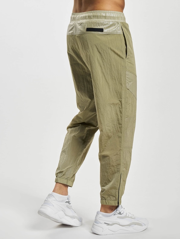 Calvin Klein Jeans Wet Look Technical Trainingshose-1