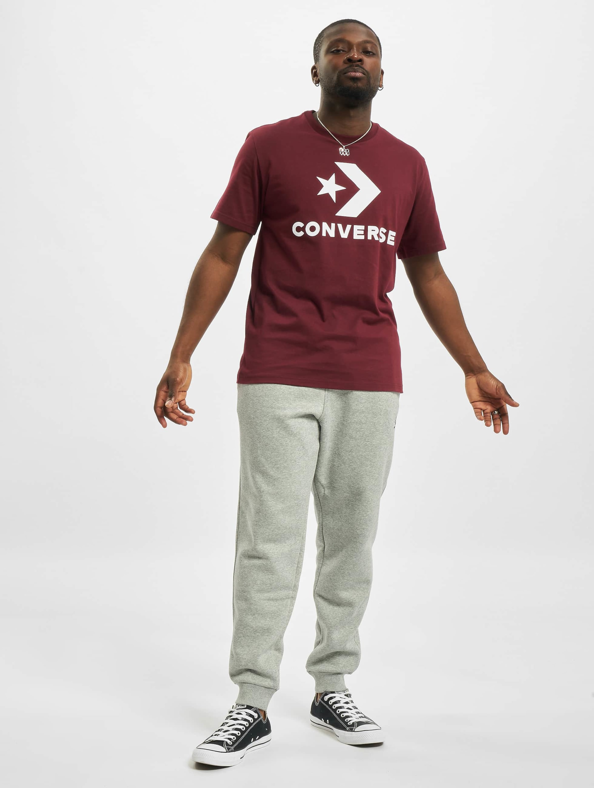 Burgundy converse 2025 t shirt