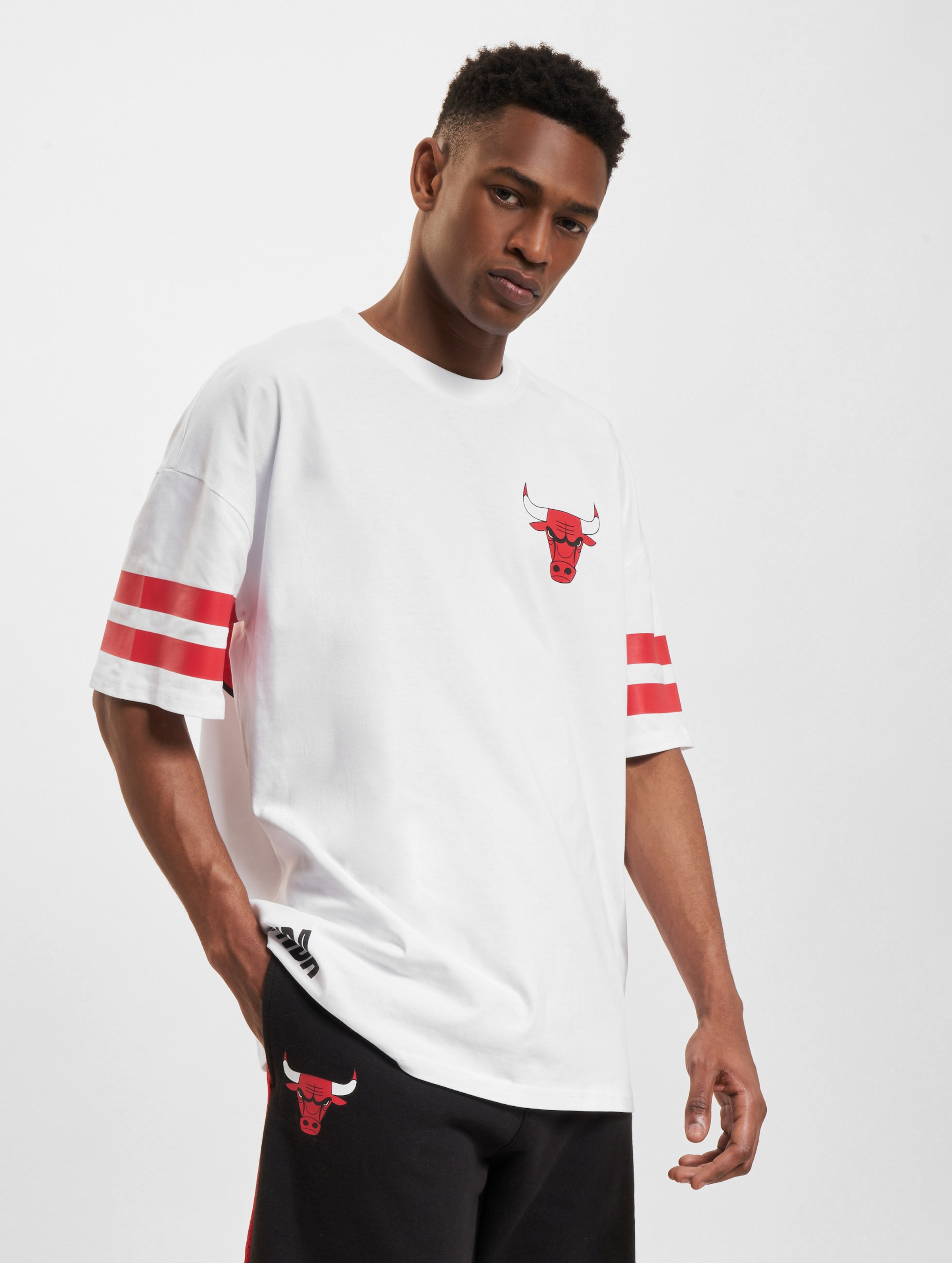 New Era NBA Arch Graphic Oversized T-Shirt Chicago Bulls Mannen op kleur wit, Maat S
