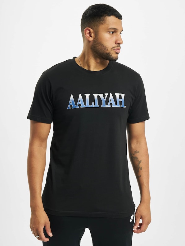 Aaliyah Snake-2