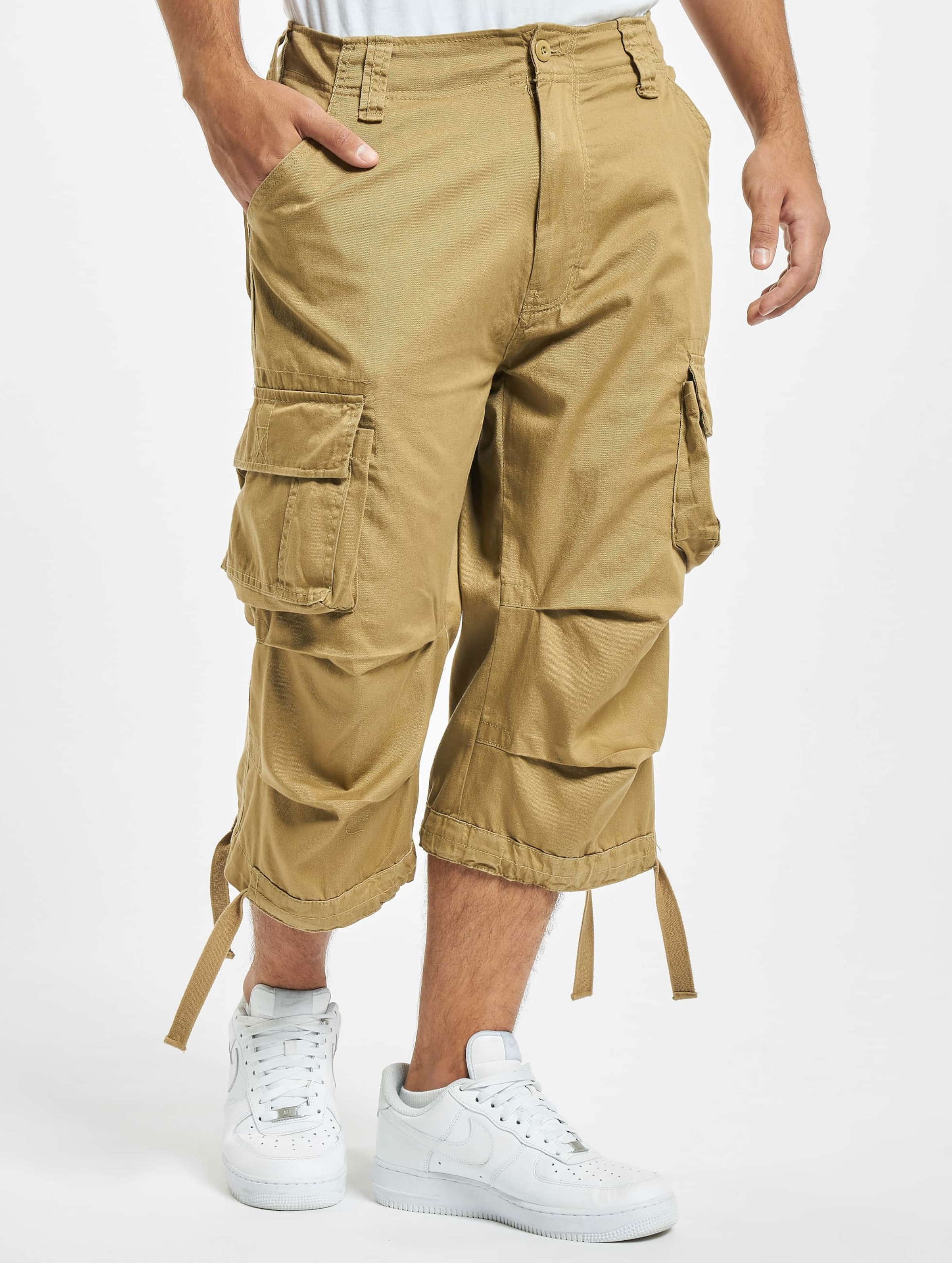Brandit Urban Legend Cargo Shorts beige - Gangstagroup.com - Online Hip Hop  Fashion Store