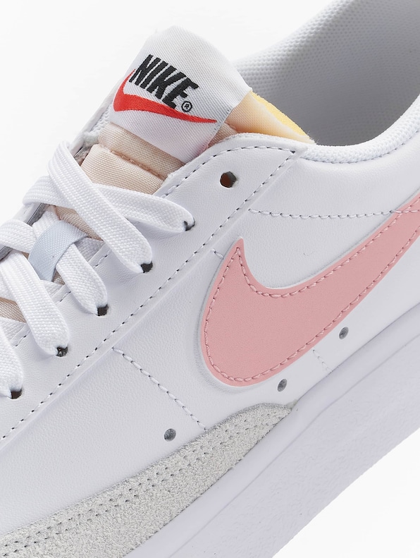 Nike Blazer Low Platform Sneakers White/Pink Glaze/Summit-7