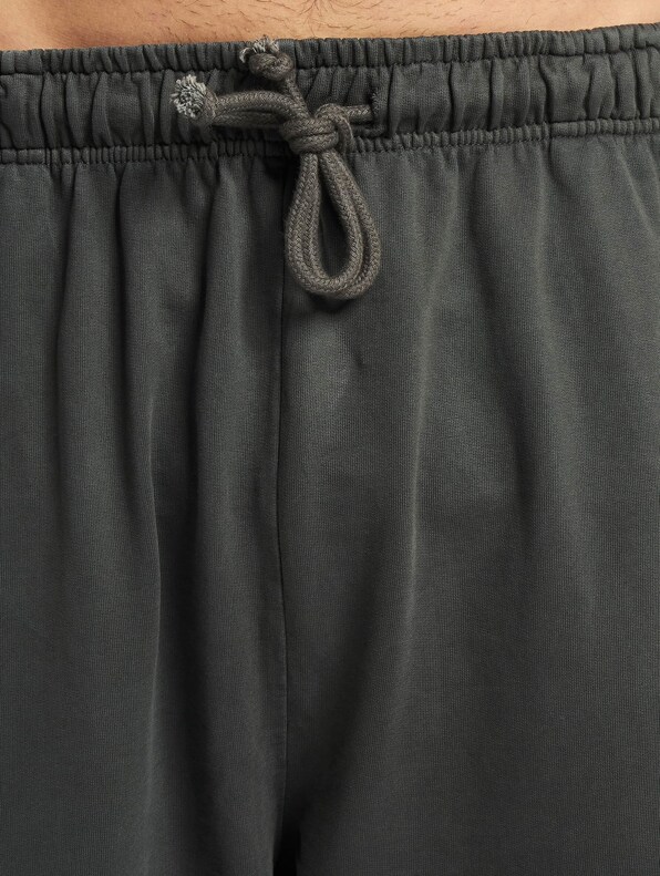 Overdyed -5