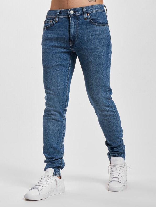 Levis Taper Jeans-2
