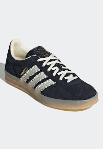 Gazelle Indoor