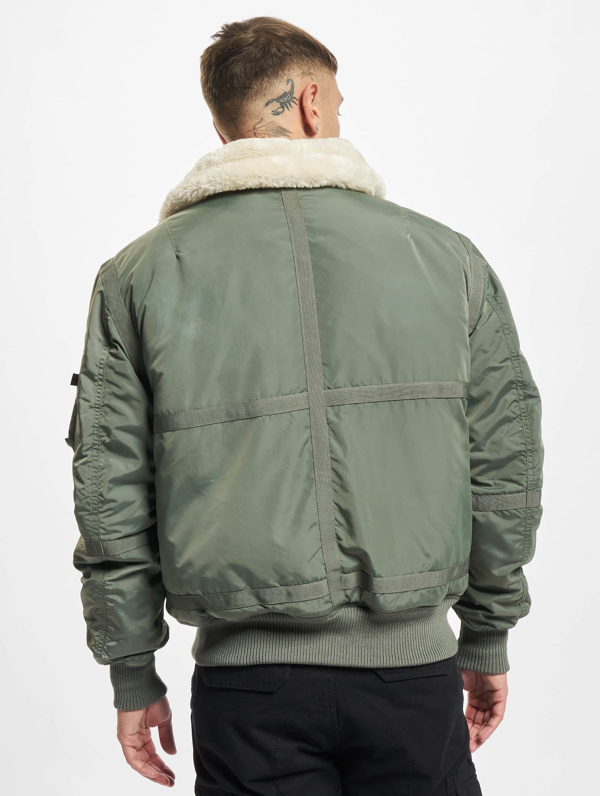 Alpha industries bomber jacket hotsell fur collar