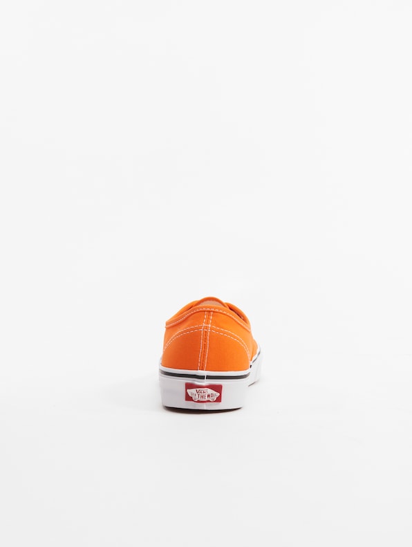 UA Authentic-5