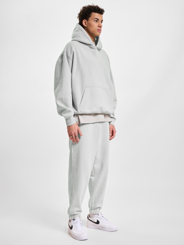 Oversized -4