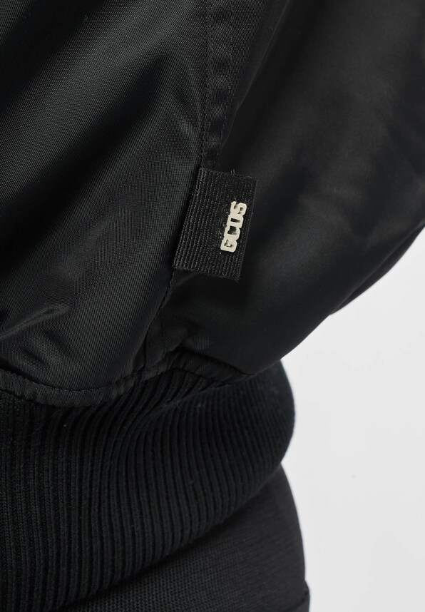 Bomber -5