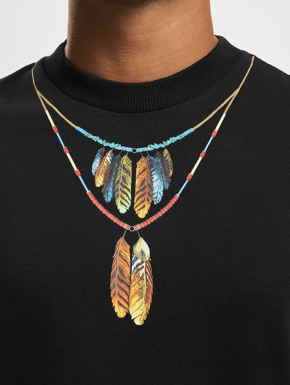 Feathers Necklace Over-4