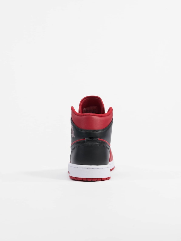 Jordan 1 Mid Reverse Bred (2021) Sneakers Black-5