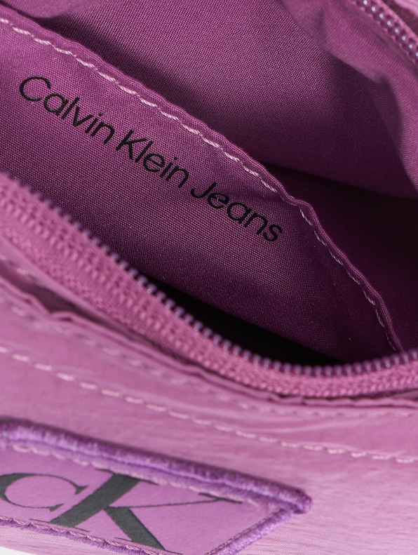 Calvin Klein City Nylon Round Bag-8
