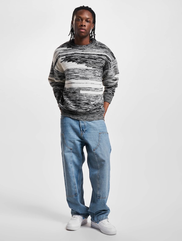Alex Carpenter 111 Loose Fit-5