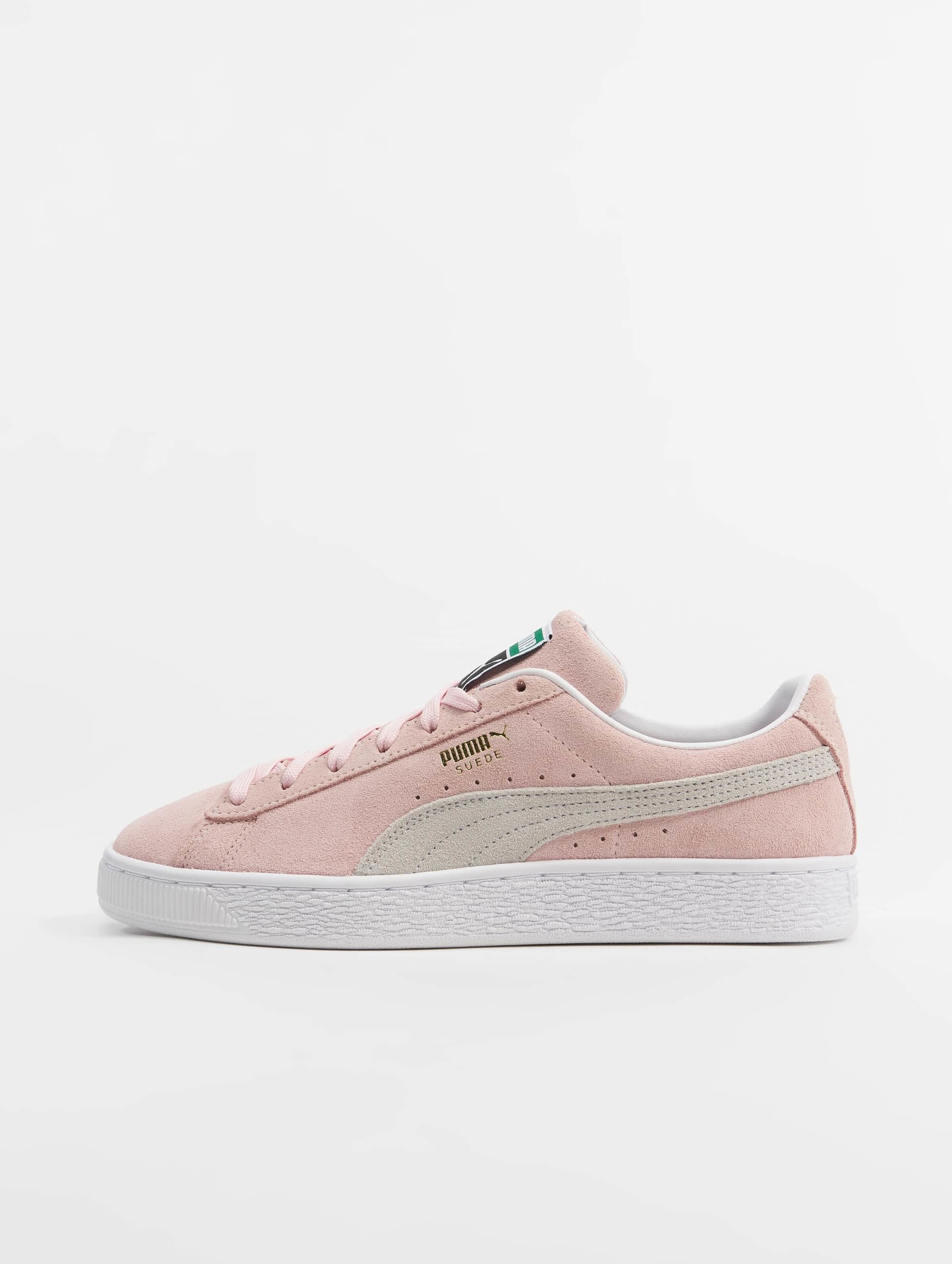 Pink best sale puma suede