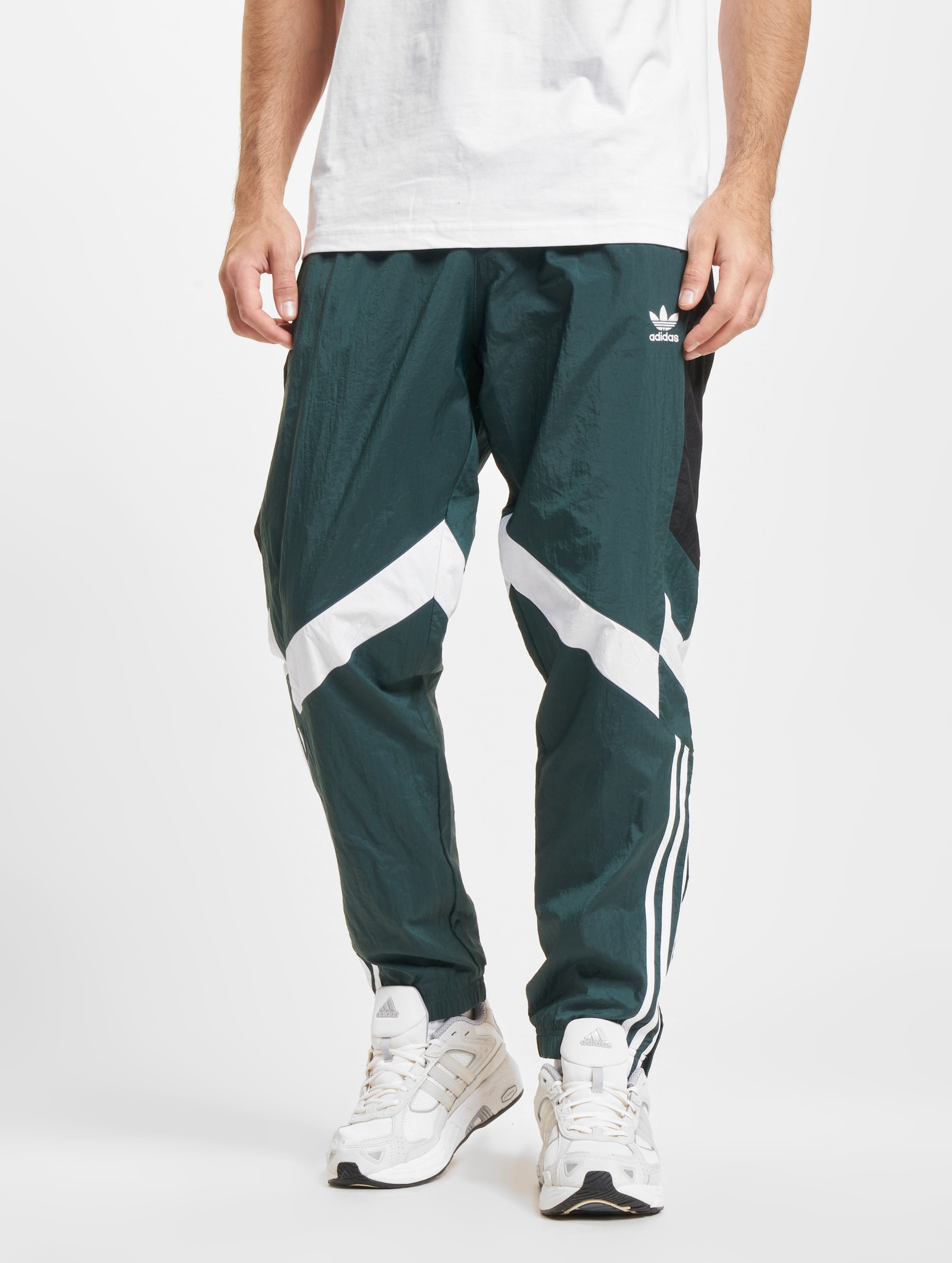 adidas Originals Woven Trainingshose Männer,Unisex op kleur groen, Maat M