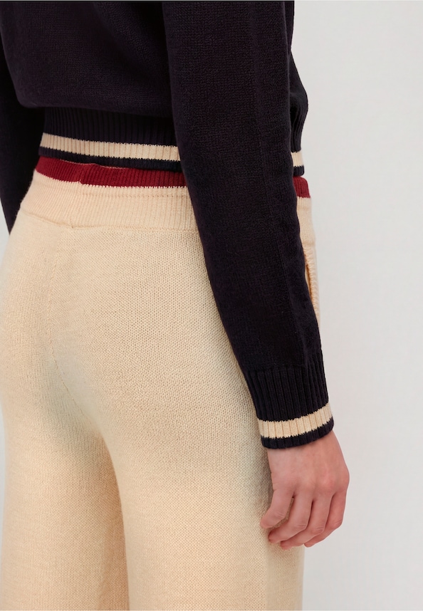 Knit Bee -3