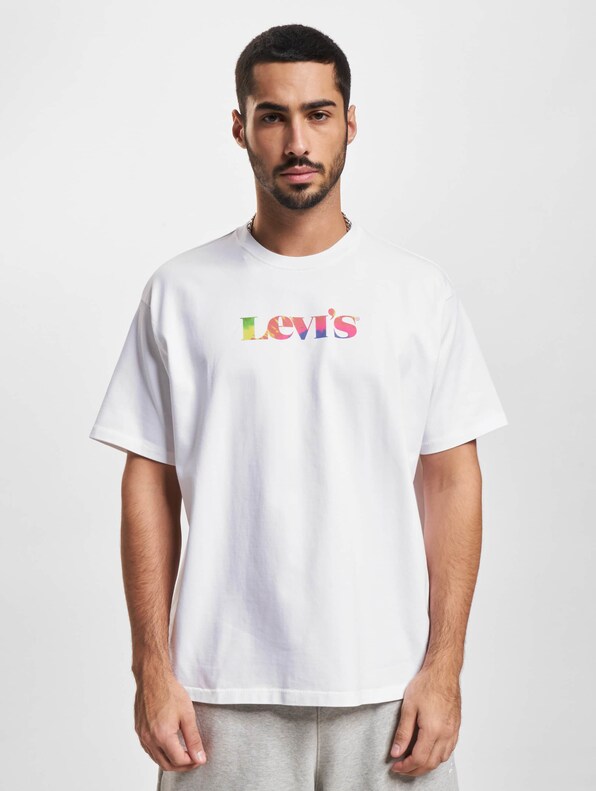 Levi's® Vintage Fit Graphic T-Shirt MV-2