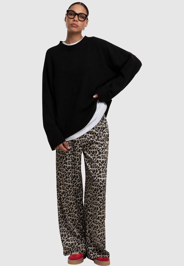 Ladies Leo Resort -3