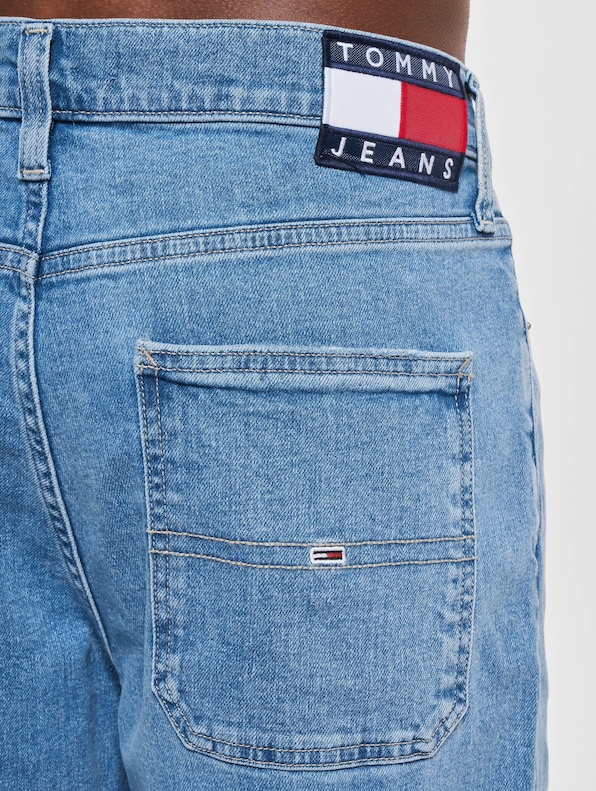 Tommy Jeans Skater Straight Fit Jeans-5