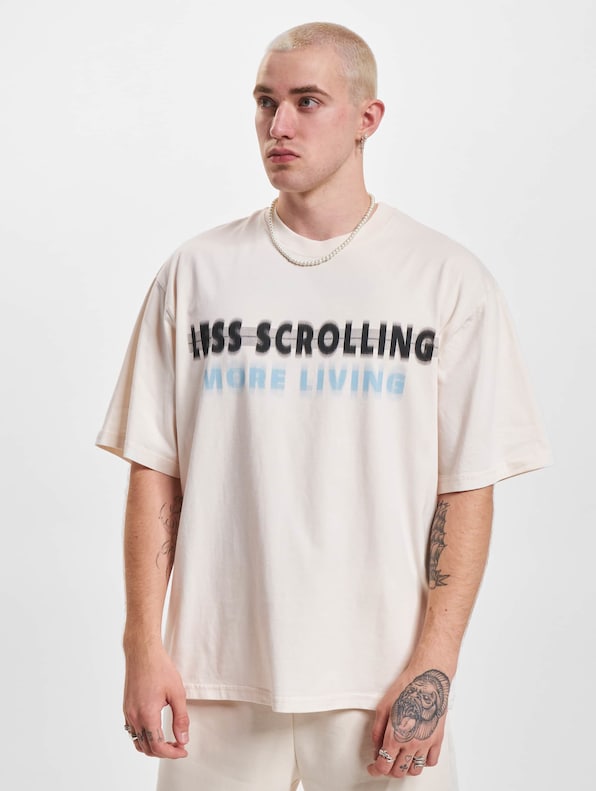 2Y Studios Less Scrolling Oversize T-Shirt-2