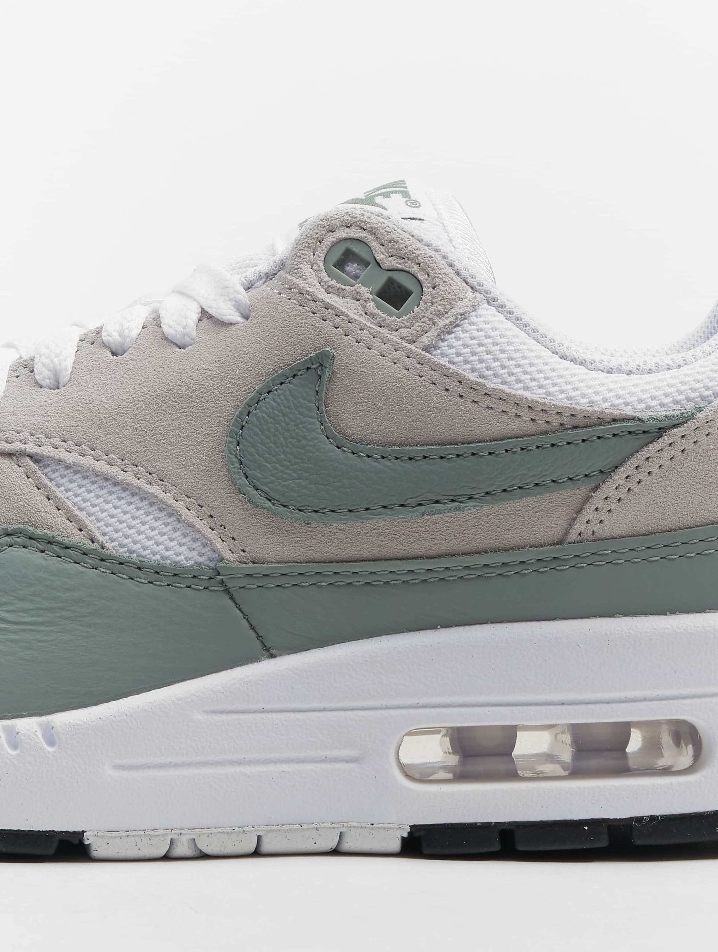 Nike thea clearance mintgroen