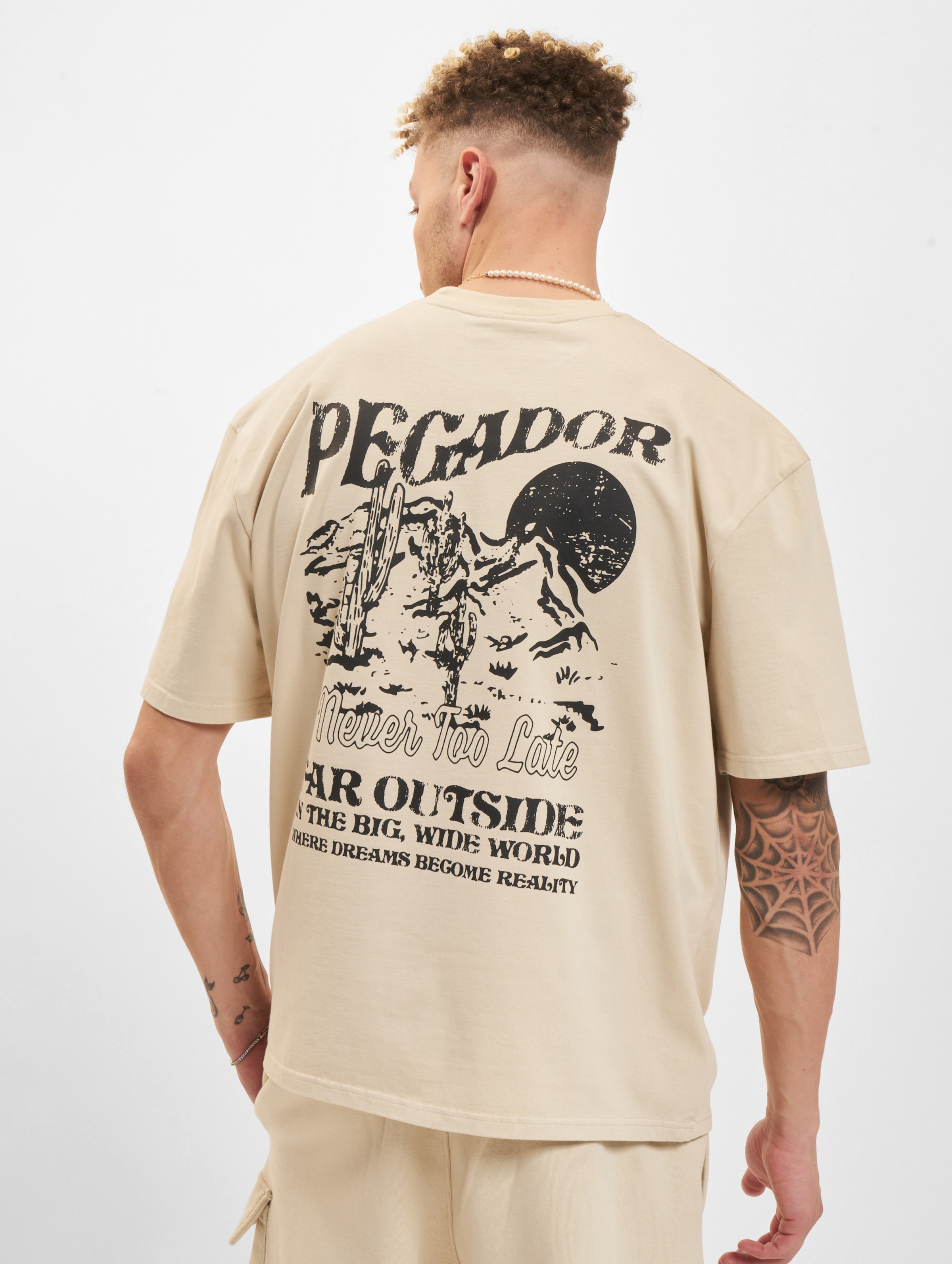 PEGADOR Blanton Oversized T-Shirts Mannen op kleur beige, Maat S