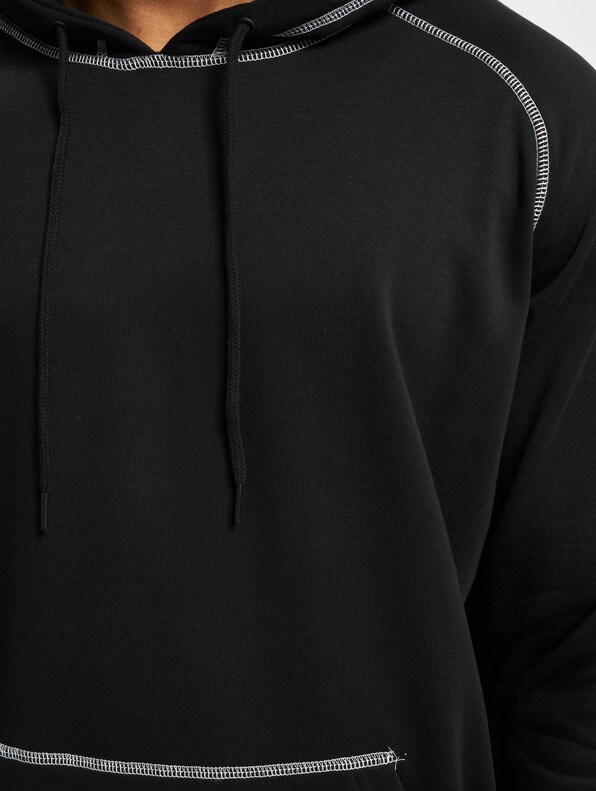 Contrast Stitching-3