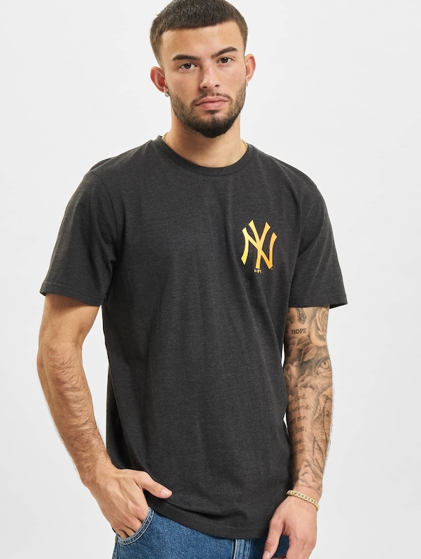 MLB New York Yankees Half Logo Oversized, DEFSHOP