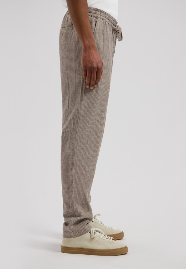 Logan Easy Pinstripe-2