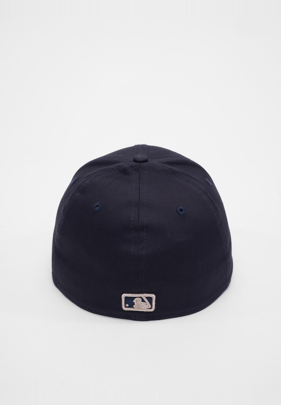 eague Essential 39Thirty New York Yankees-1