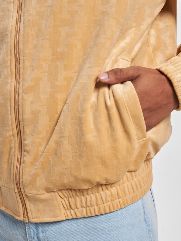 Chest Signature Monogram Velvet-4