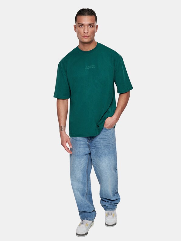 Dropsize Heavy Oversize Curved HD Logo T-Shirts-2