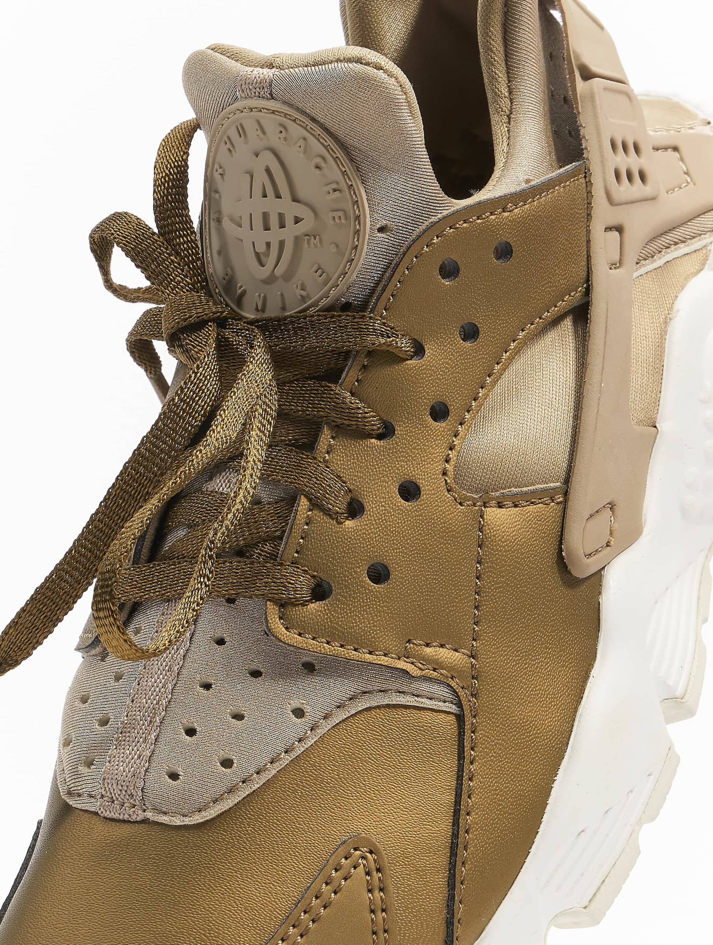 All gold outlet huaraches