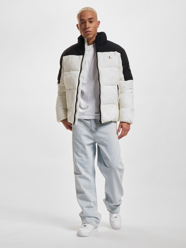 Calvin Klein Blocking Non-Down Puffer Jackets-7