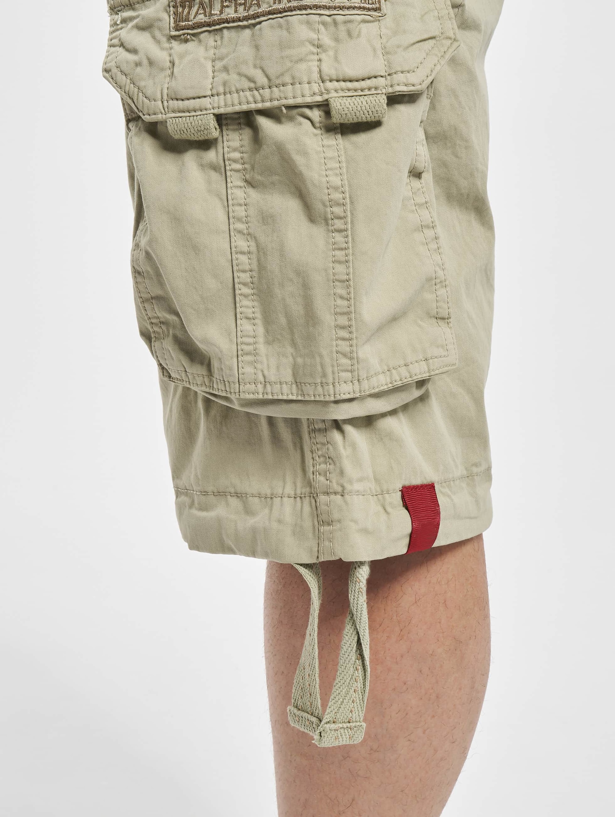 Alpha industries 2025 jet shorts