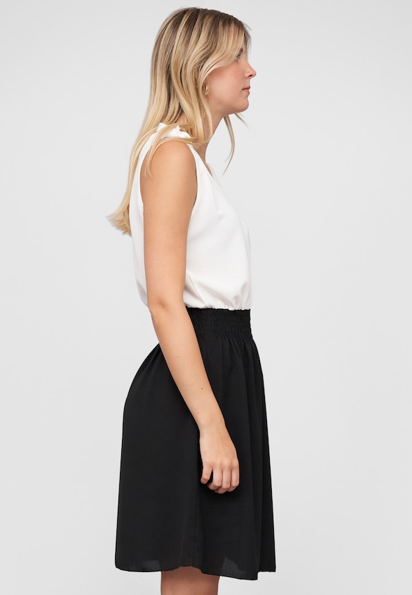 Dress with buttons and knot details-3