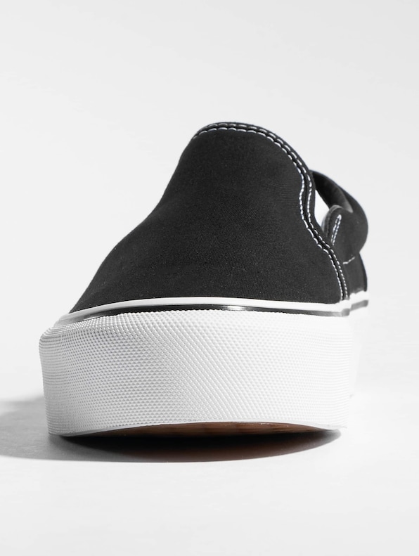Vans Classic Slip-On Platform Sneakers Black/True-1